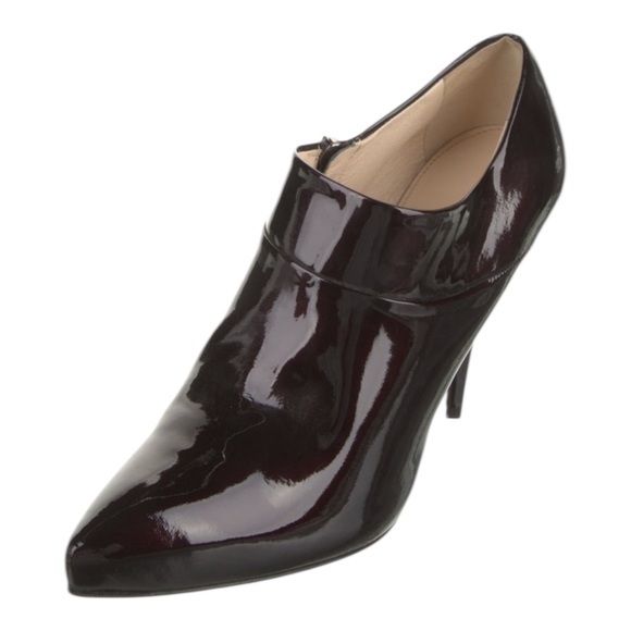 Prada Deep Violet Patent Leather Pointed-Toe Ankle Bootie, US 8/39 - Picture 4 of 15